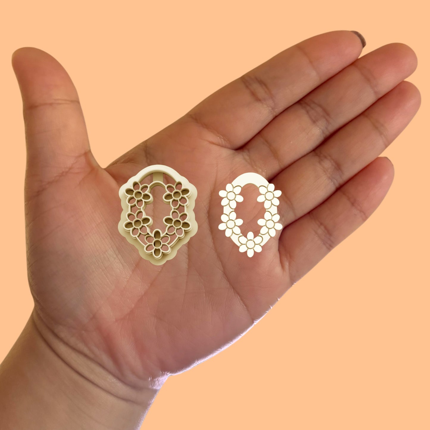 Daisies Oval Earring Clay Cutters
