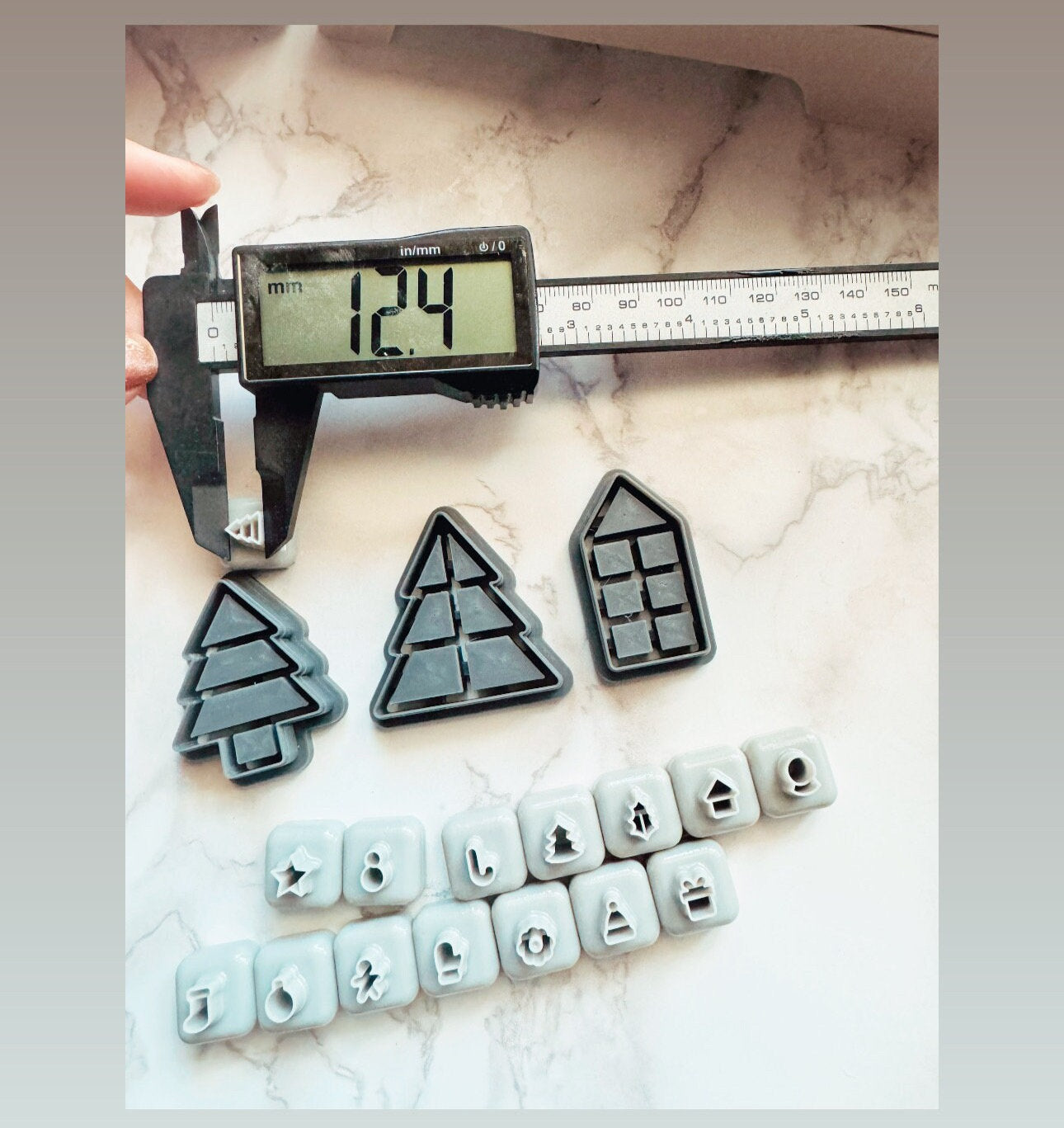 Christmas Shelves and accessories 4 sizes available