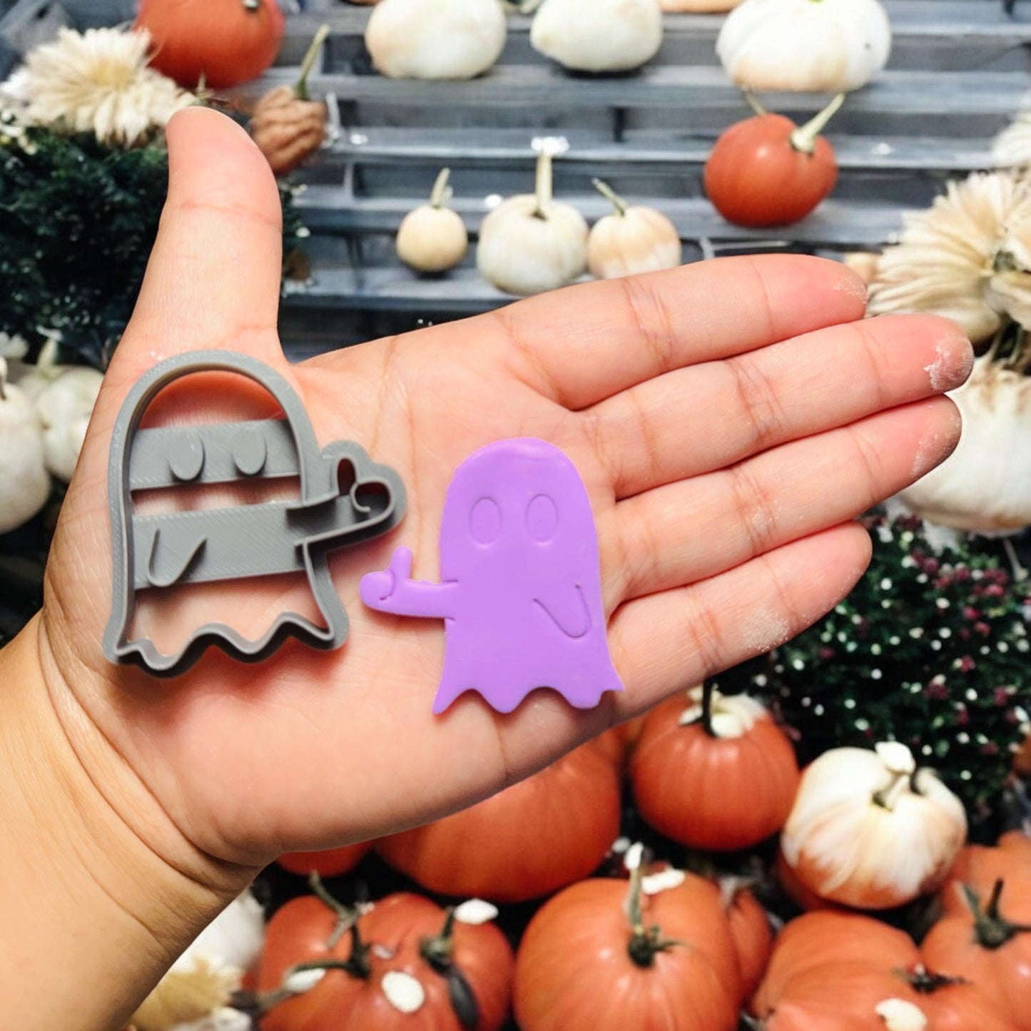 Ghost "Ok" sign Halloween cutter