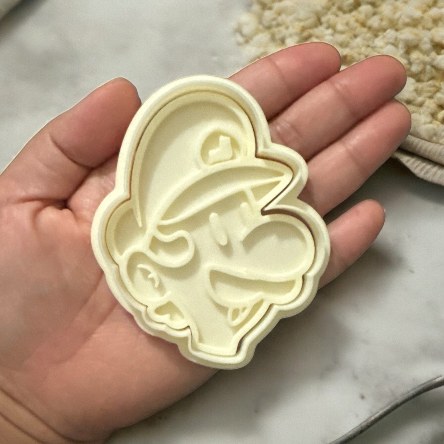 Super Mario - Cookie Cutter - Stamp - Fondant Cutter