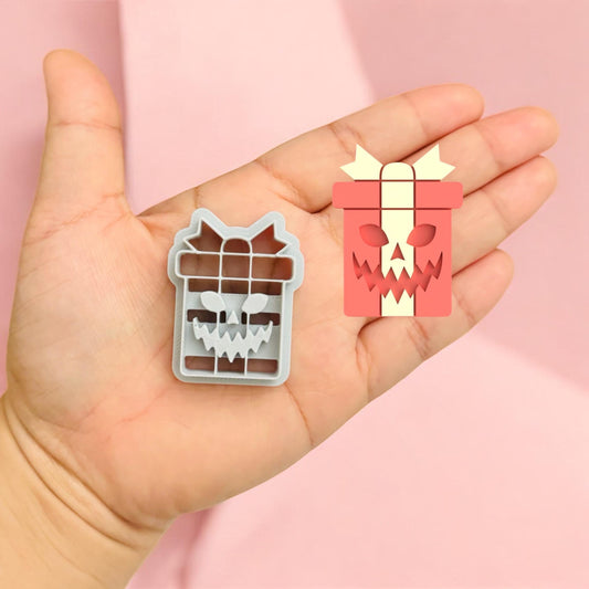 Spooky Gift   clay cutter | Halloween clay cutter