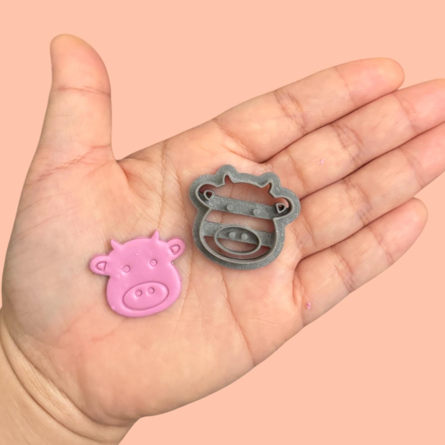 Cow Polymerclay cutter