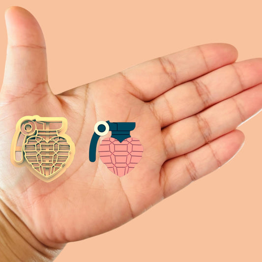 heart G Clay cutter