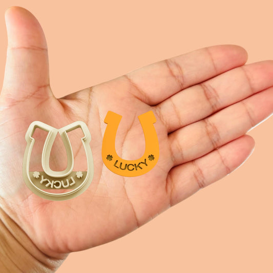 Horseshoe B Polymer clay cutter