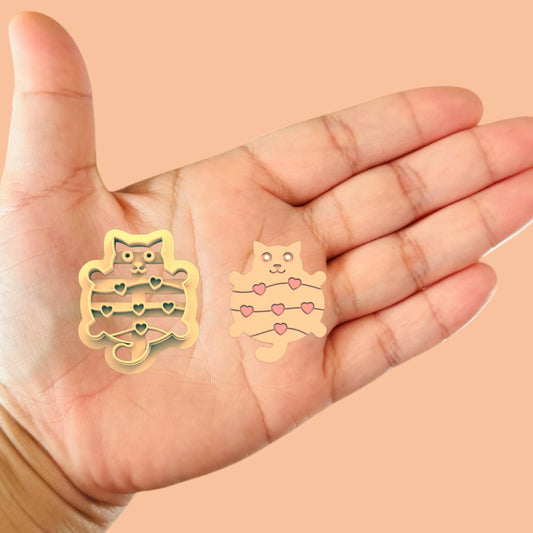 Cat with garland  Clay cutter