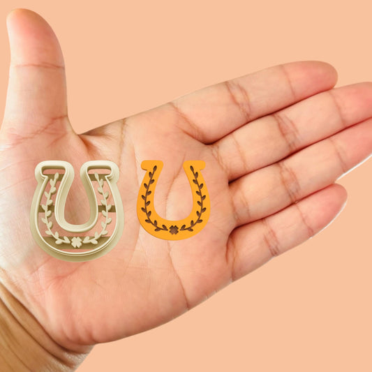 Horseshoe C Polymer clay cutter